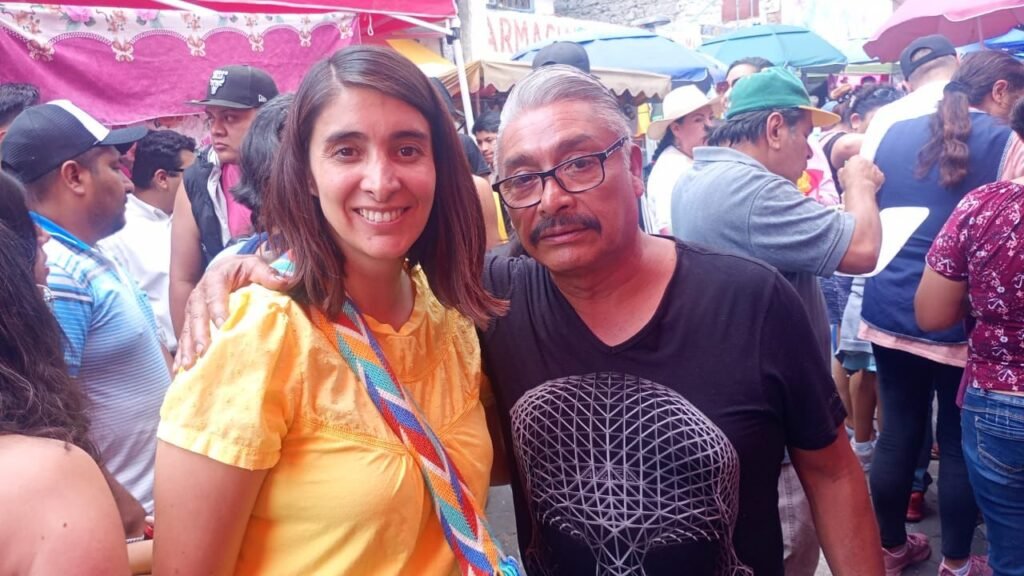 Gabriela Gutiérrez recorre La Resurrección y promueve el voto ciudadano en la elección judicial